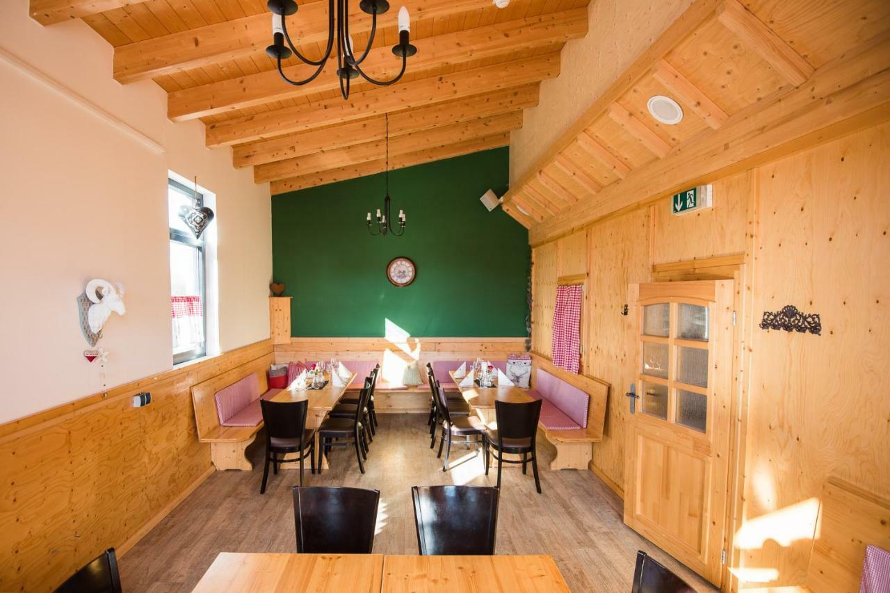 Hotel Kitz Ehemals Schlemmerhuette Langweid ภายนอก รูปภาพ